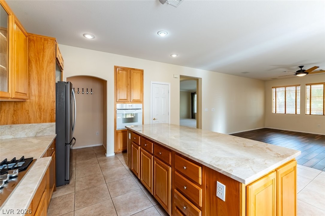 240 Whitly Bay Avenue Las Vegas NV 89148