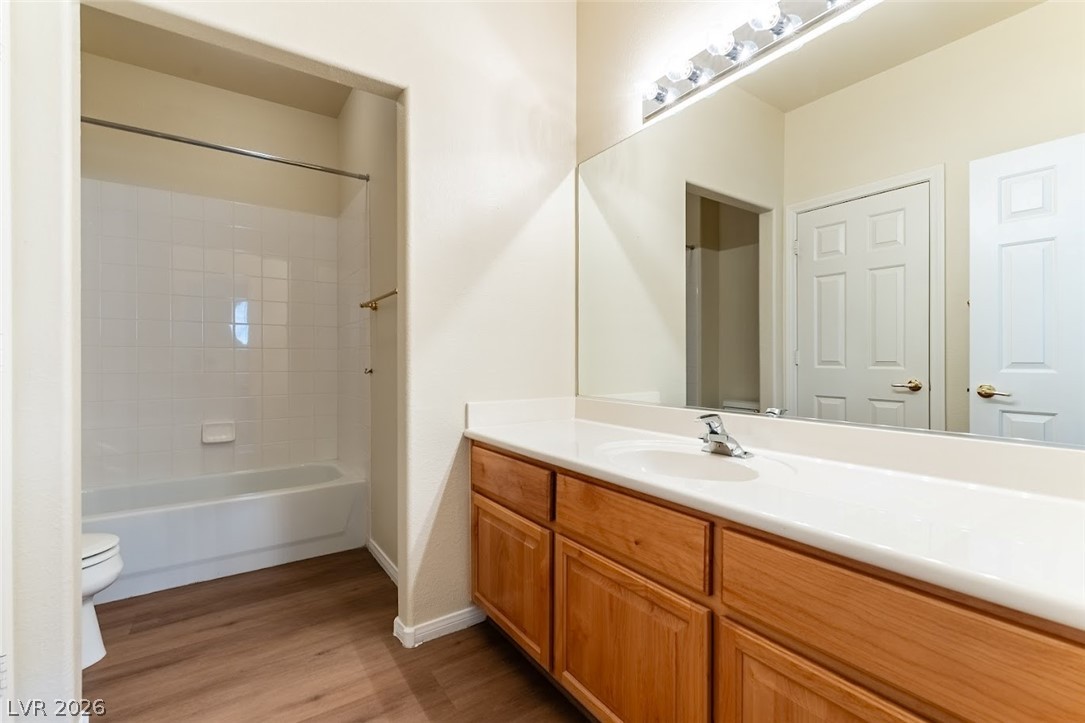 240 Whitly Bay Avenue Las Vegas NV 89148