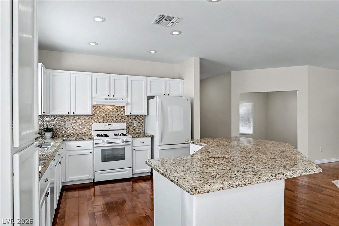 2565 Gilbertville Avenue Henderson NV 89052