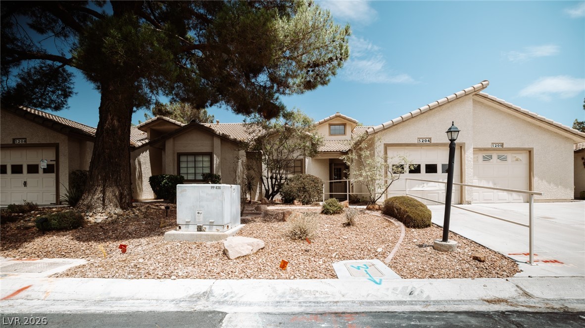 5204 Las Cruces Drive Las Vegas NV 89130