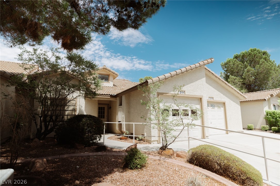 5204 Las Cruces Drive Las Vegas NV 89130
