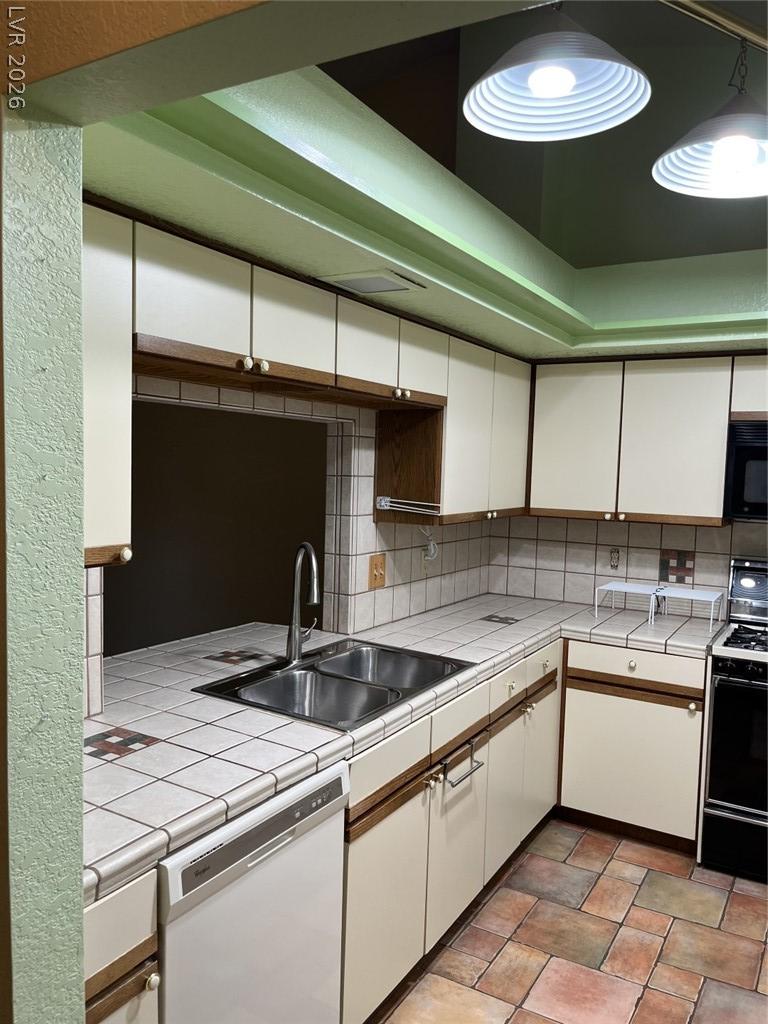 5204 Las Cruces Drive Las Vegas NV 89130