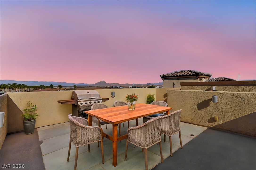 1525 Spiced Wine Avenue 27104 Henderson NV 89074