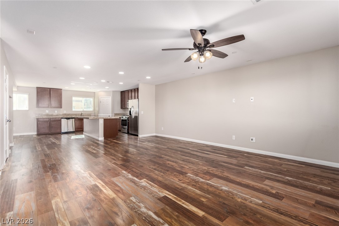 1525 Spiced Wine Avenue 27104 Henderson NV 89074