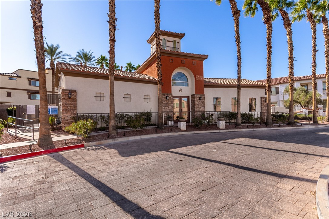 1525 Spiced Wine Avenue 27104 Henderson NV 89074