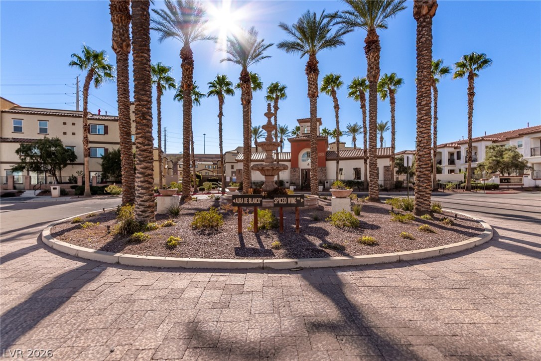 1525 Spiced Wine Avenue 27104 Henderson NV 89074