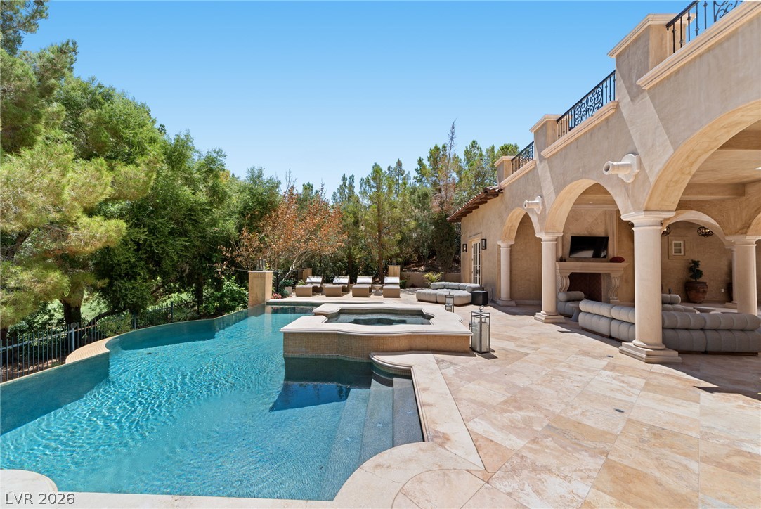 30 Augusta Canyon Way Las Vegas NV 89141