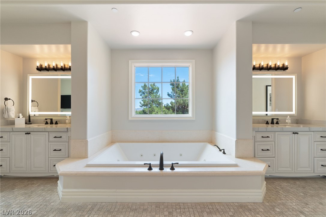 30 Augusta Canyon Way Las Vegas NV 89141