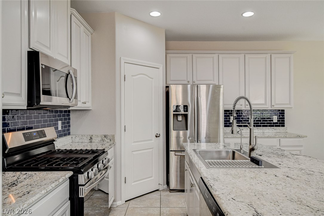 6366 Beavertail Pond Avenue Las Vegas NV 89122