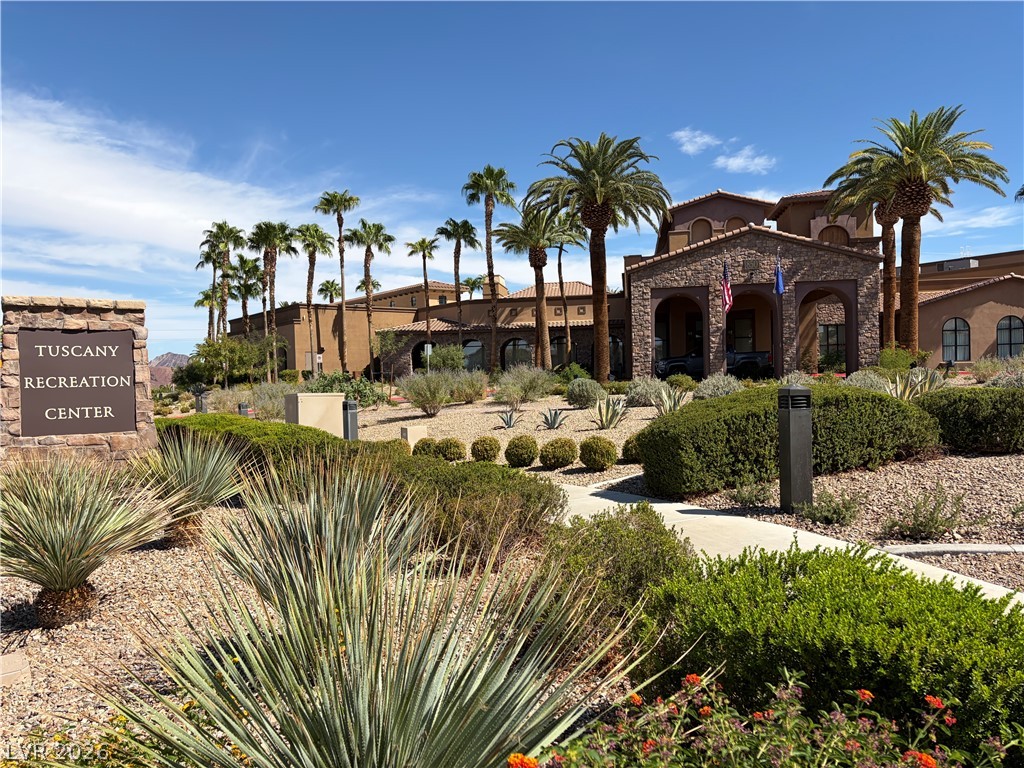 413 Via Gigante Henderson NV 89011
