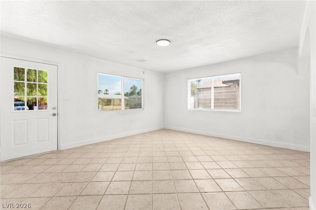 5193 Orinda Avenue Las Vegas NV 89120