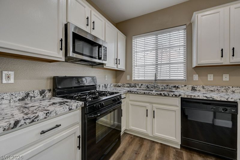 708 Cades Cove Avenue North Las Vegas NV 89084