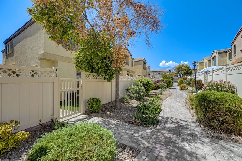 708 Cades Cove Avenue North Las Vegas NV 89084