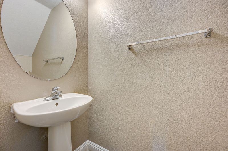 708 Cades Cove Avenue North Las Vegas NV 89084
