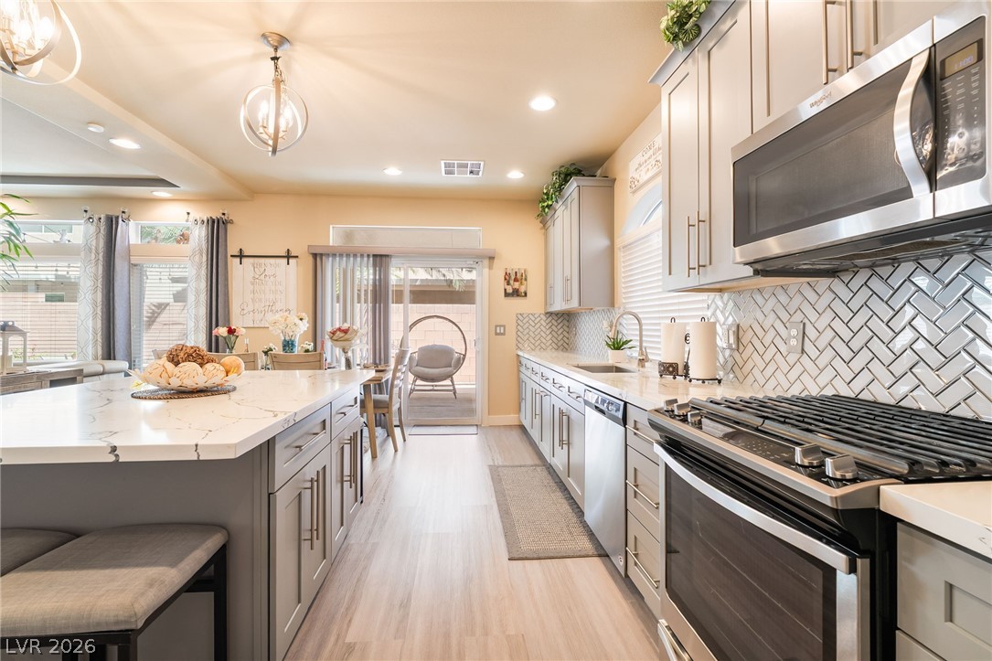 6028 Thistle Meadow Avenue Las Vegas NV 89139
