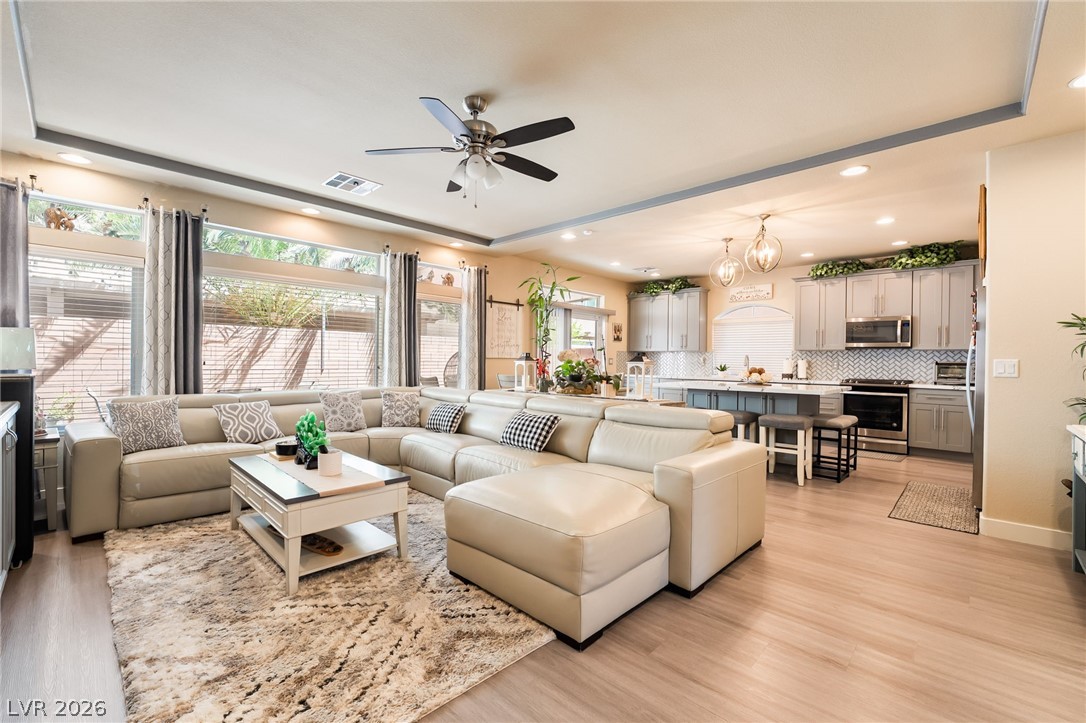 6028 Thistle Meadow Avenue Las Vegas NV 89139
