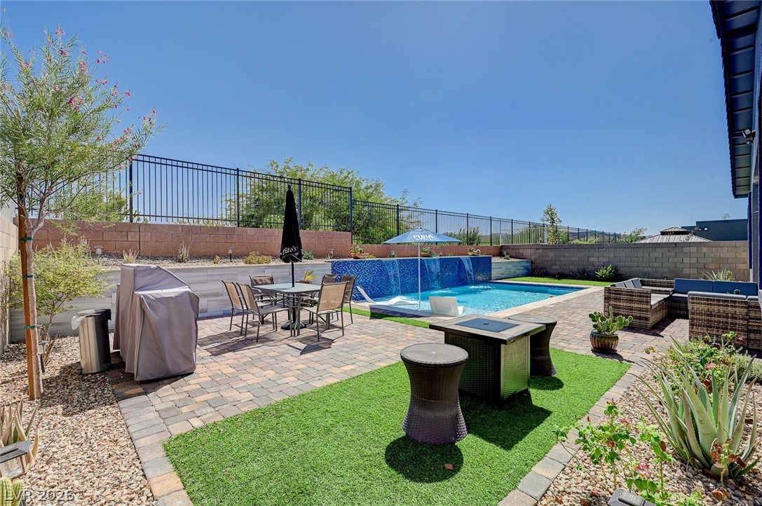 33 Reverie Heights Avenue Henderson NV 89011