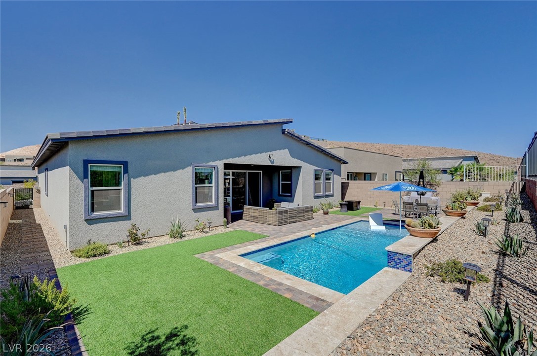 33 Reverie Heights Avenue Henderson NV 89011