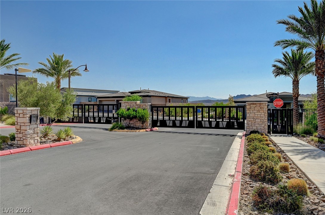33 Reverie Heights Avenue Henderson NV 89011