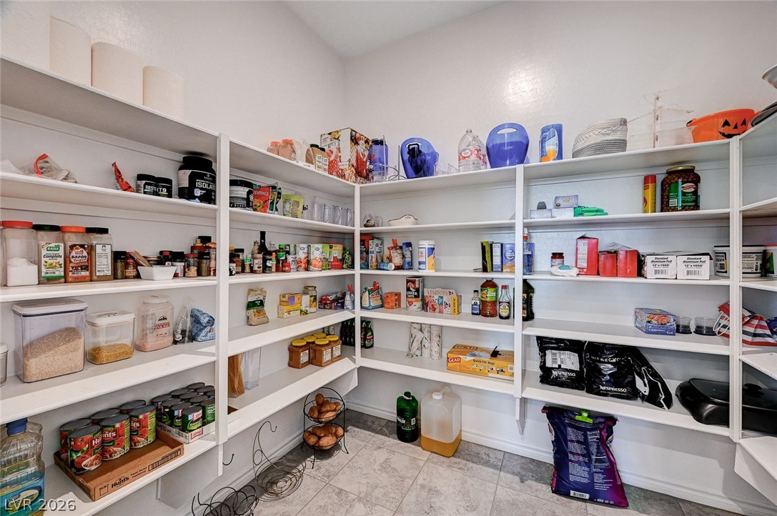 33 Reverie Heights Avenue Henderson NV 89011