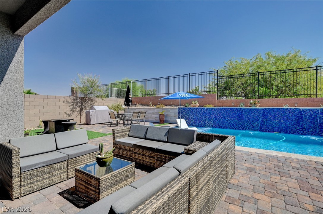 33 Reverie Heights Avenue Henderson NV 89011