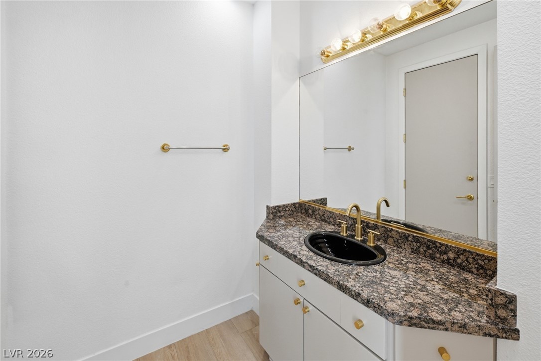 8821 Greensboro Lane Las Vegas NV 89134