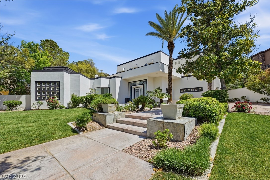 8821 Greensboro Lane Las Vegas NV 89134