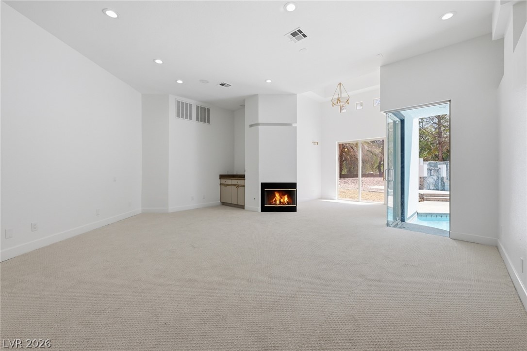 8821 Greensboro Lane Las Vegas NV 89134