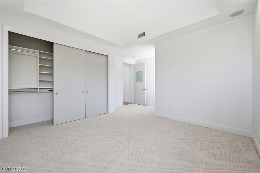 8821 Greensboro Lane Las Vegas NV 89134
