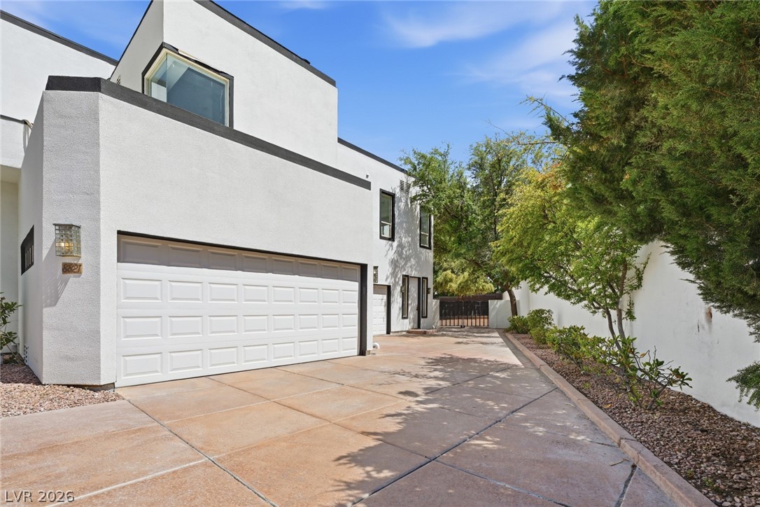 8821 Greensboro Lane Las Vegas NV 89134