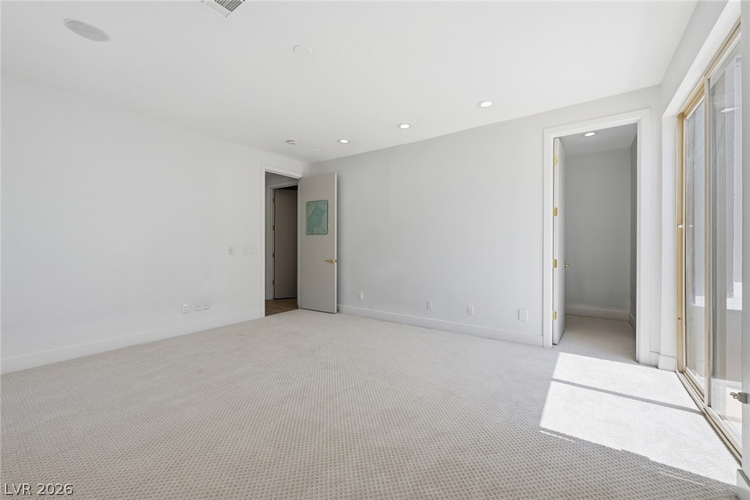 8821 Greensboro Lane Las Vegas NV 89134