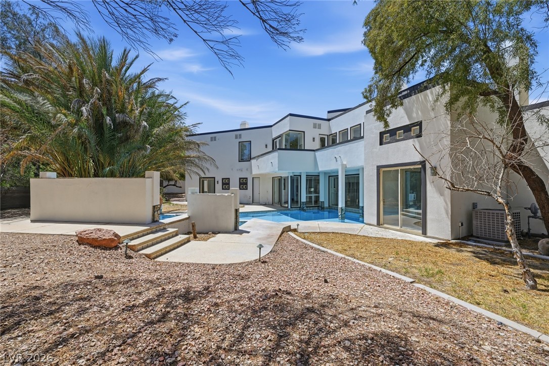 8821 Greensboro Lane Las Vegas NV 89134