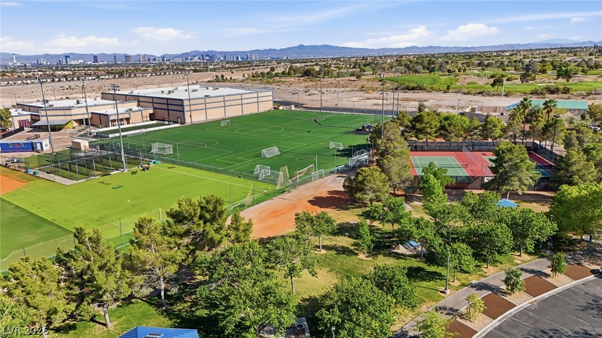 8821 Greensboro Lane Las Vegas NV 89134