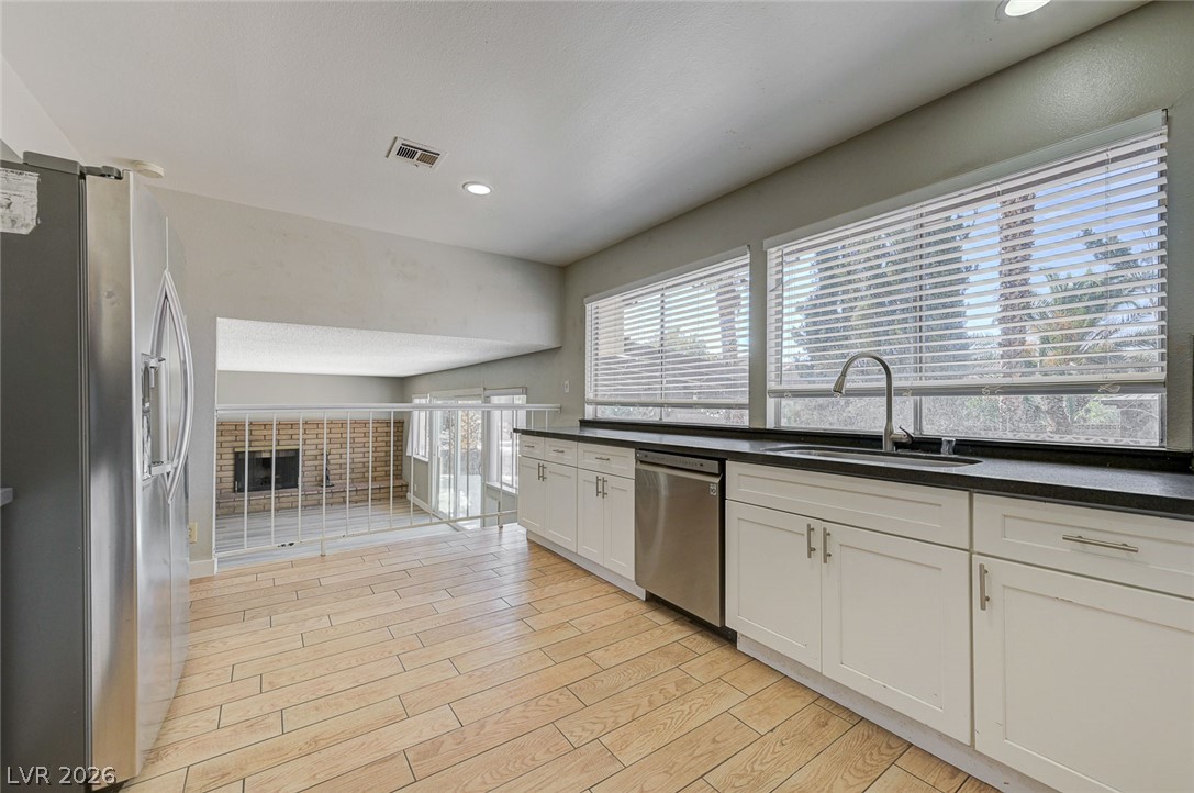 5872 Buhl Court Las Vegas NV 89103