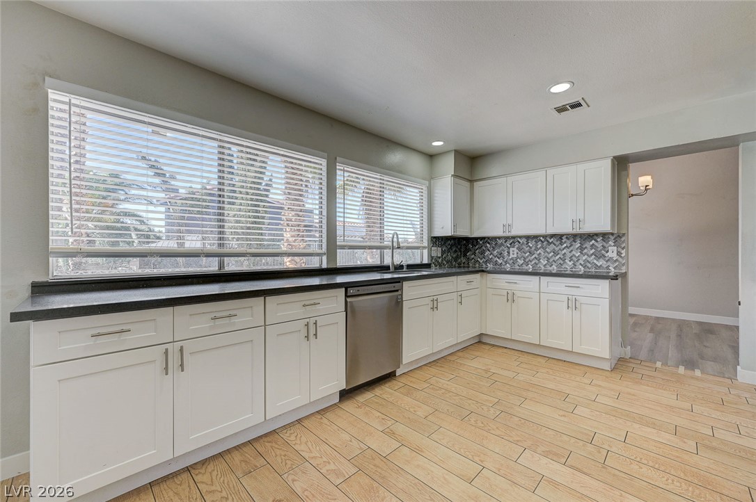 5872 Buhl Court Las Vegas NV 89103