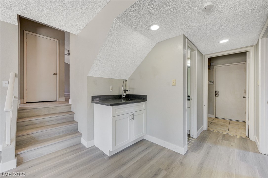 5872 Buhl Court Las Vegas NV 89103