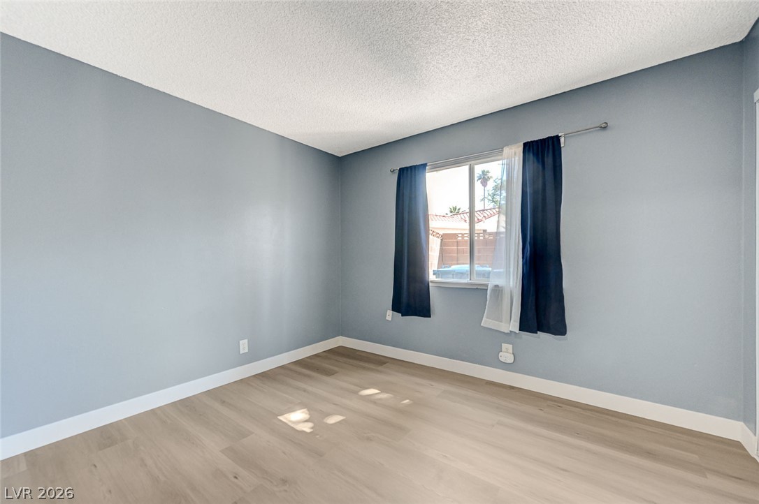 5872 Buhl Court Las Vegas NV 89103