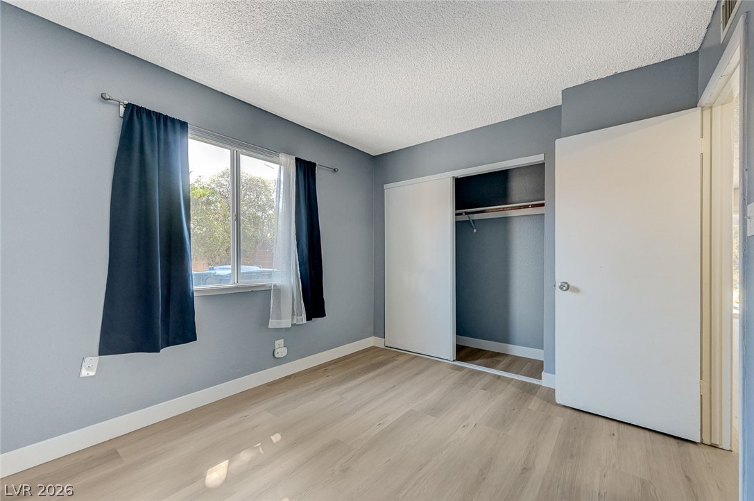 5872 Buhl Court Las Vegas NV 89103