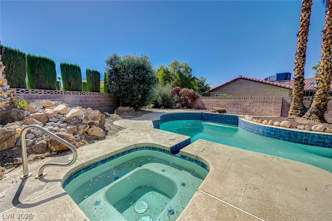 5872 Buhl Court Las Vegas NV 89103