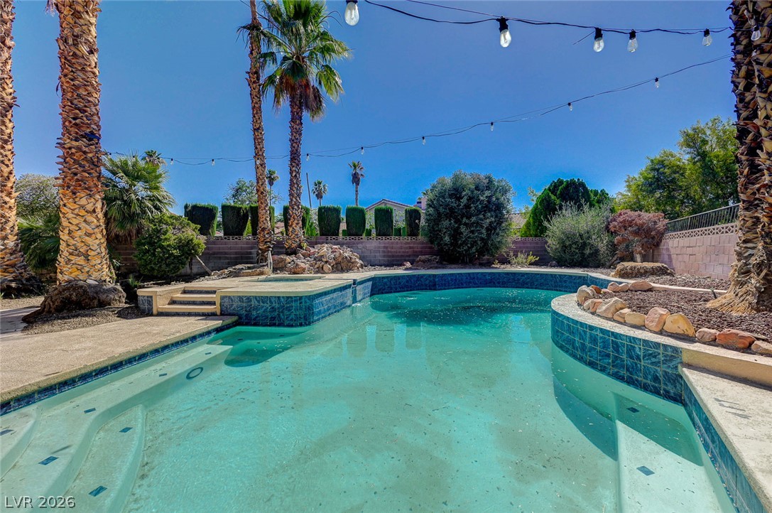 5872 Buhl Court Las Vegas NV 89103
