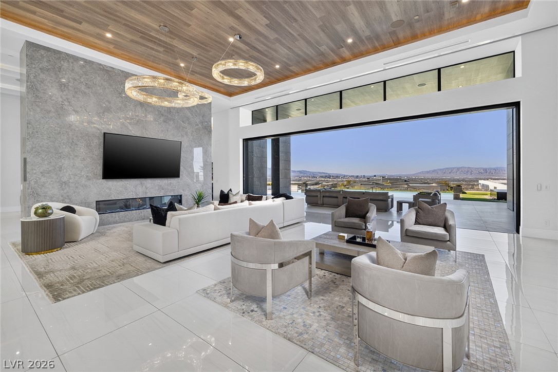 5 Sunset Strip Henderson NV 89012