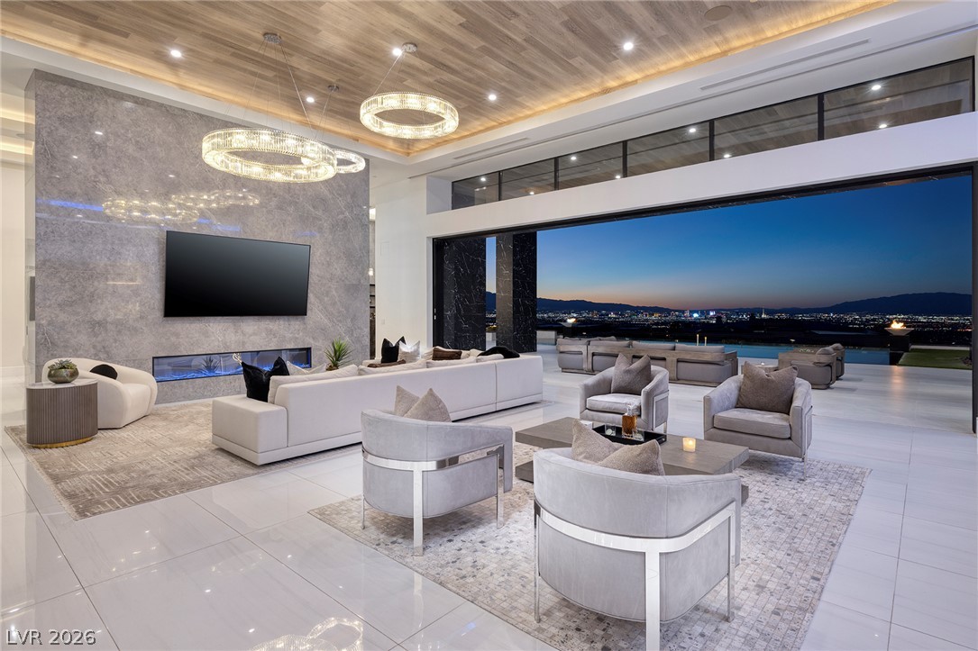 5 Sunset Strip Henderson NV 89012