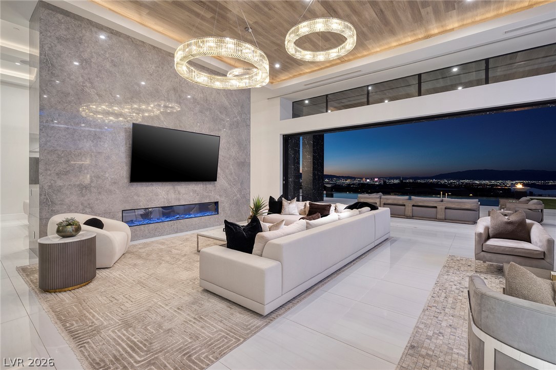 5 Sunset Strip Henderson NV 89012