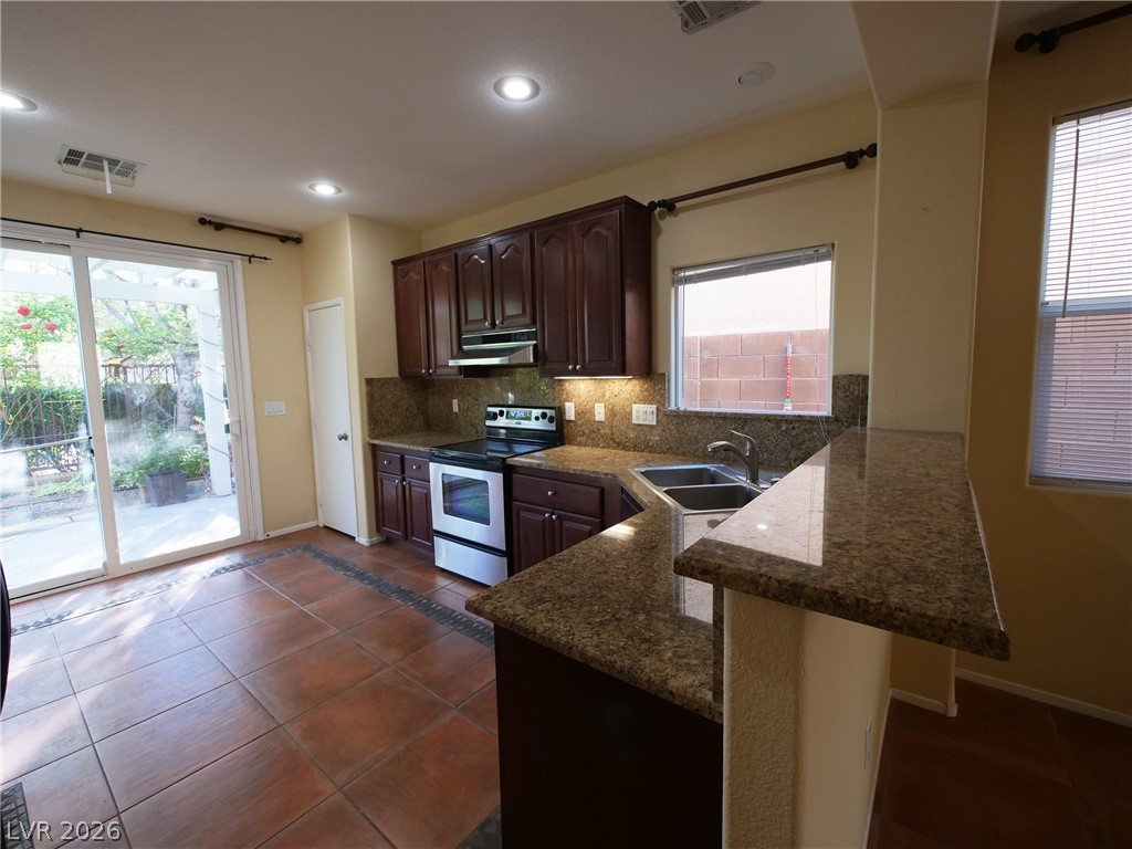 924 Percy Arms Street Las Vegas NV 89138