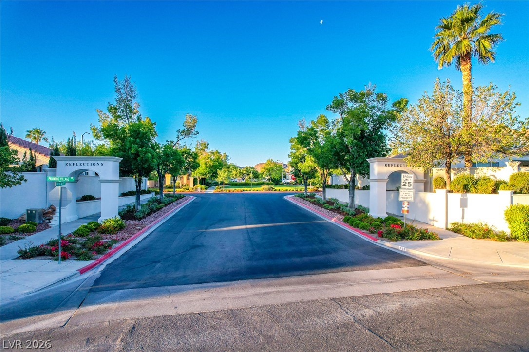 2019 Hobbyhorse Avenue Henderson NV 89012
