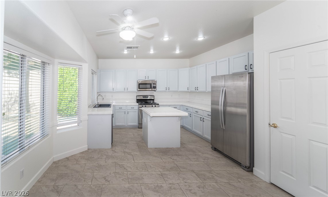 2019 Hobbyhorse Avenue Henderson NV 89012