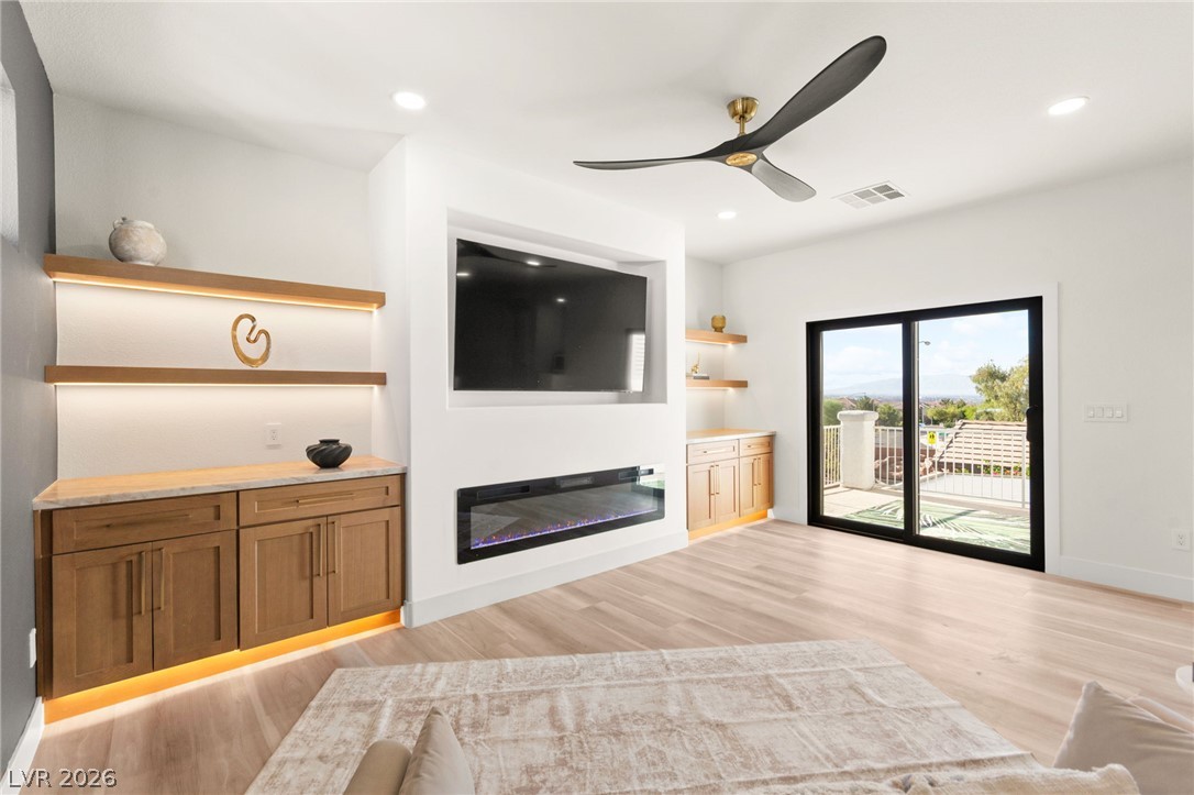 53 Evvie Court Henderson NV 89012