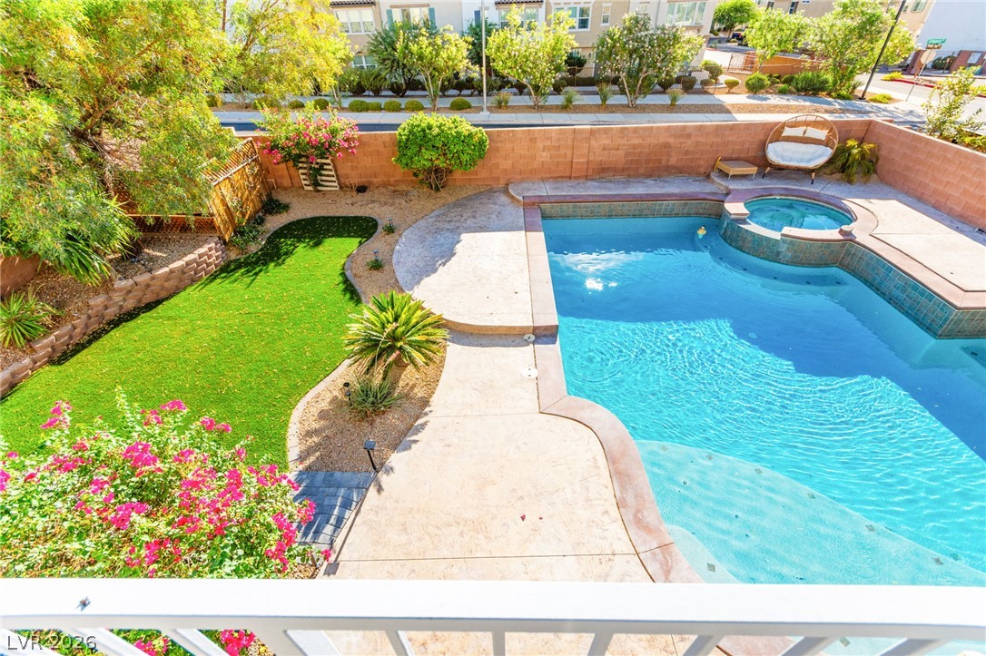 53 Evvie Court Henderson NV 89012
