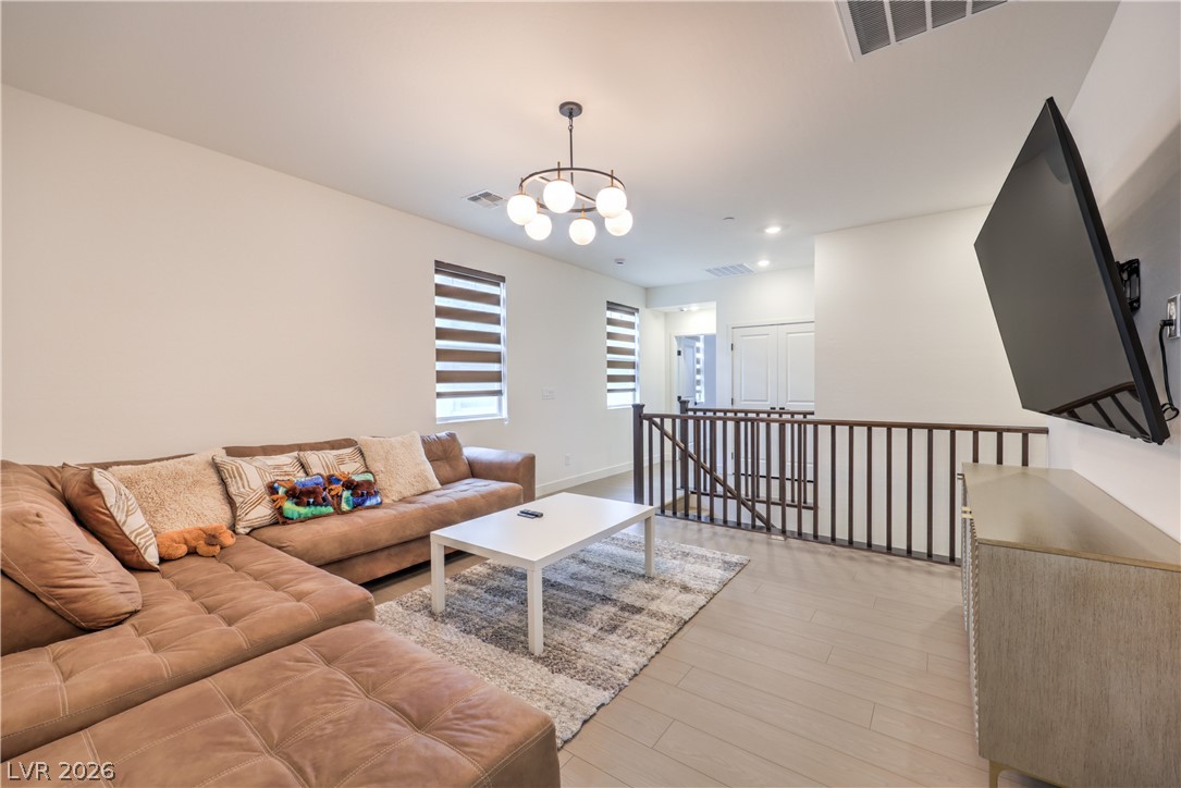 527 Preston Oak Lane Las Vegas NV 89138