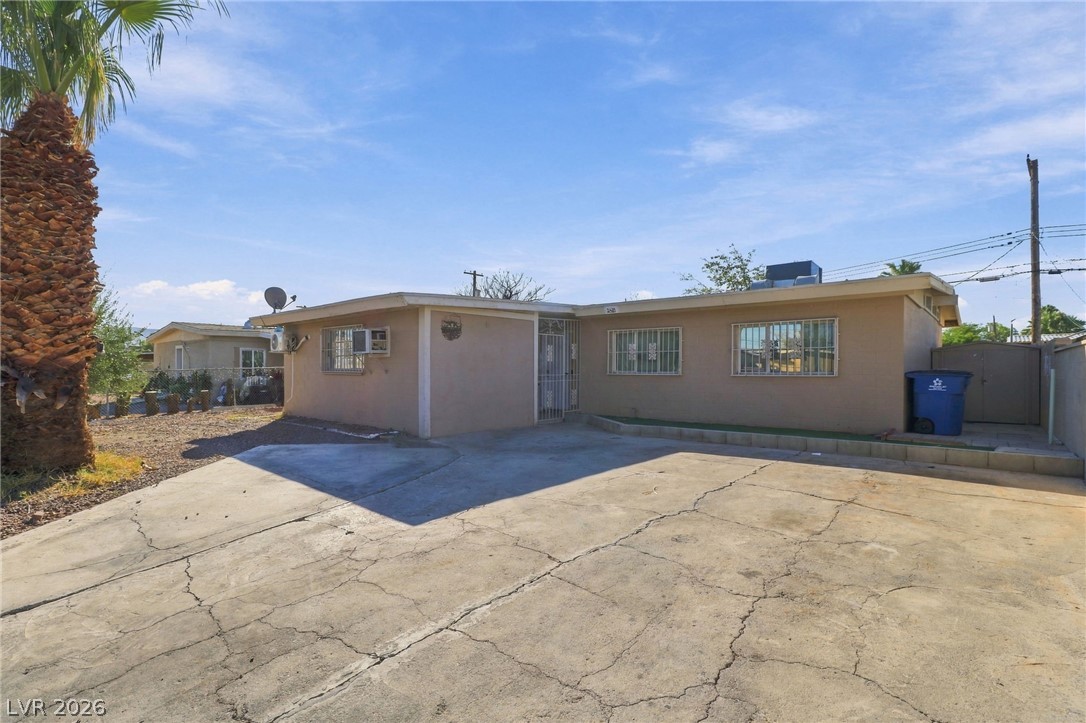 2521 Perliter Avenue North Las Vegas NV 89030